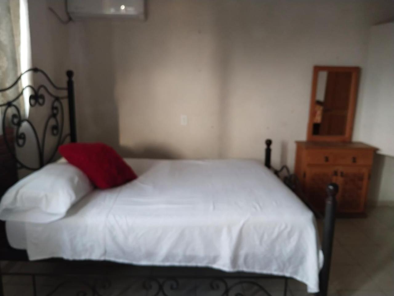 Hotel La Laguna Текескитенго Екстериор снимка